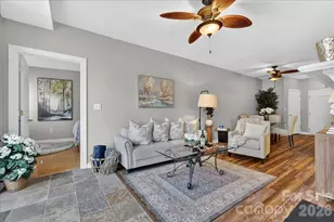 718 W Trade St, Charlotte, NC 28202 - Photo 4