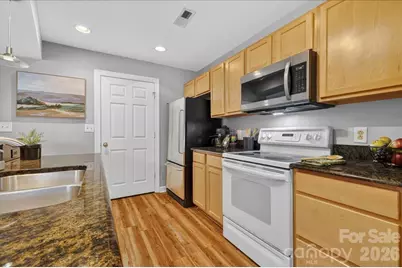 718 W Trade Street #809, Charlotte, NC 28202 - Photo 12