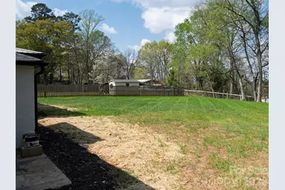 1325 Armstrong Road, Belmont, NC 28012 - Photo 32
