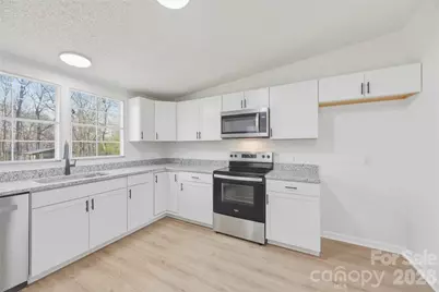 1123 Dallas Stanley Highway, Dallas, NC 28034 - Photo 16