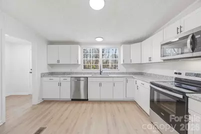 1123 Dallas Stanley Highway, Dallas, NC 28034 - Photo 18