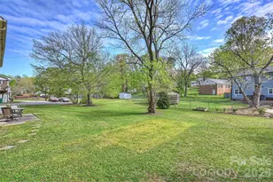 1518 Rama Rd, Charlotte, NC 28211 - Photo 32