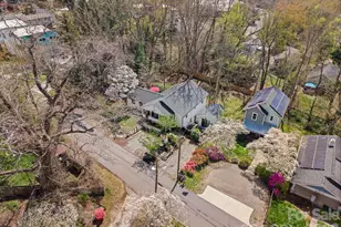 24 Dellwood St, Asheville, NC 28806 - Photo 8