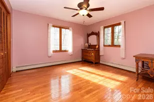 586 Justice Ridge Rd, Candler, NC 28715 - Photo 18