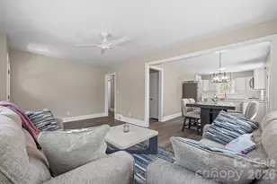 5000 Hoover Dr, Charlotte, NC 28269 - Photo 8