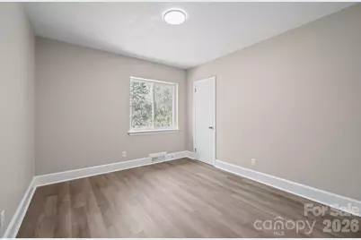 5000 Hoover Drive, Charlotte, NC 28269 - Photo 24