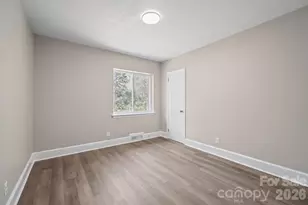 5000 Hoover Dr, Charlotte, NC 28269 - Photo 24