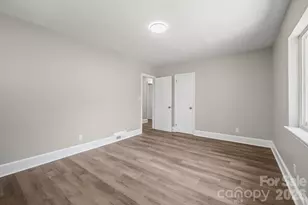 5000 Hoover Dr, Charlotte, NC 28269 - Photo 22