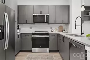 2222 N Tryon St, Charlotte, NC 28206 - Photo 6