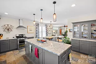 2309 Commonwealth Ave, Charlotte, NC 28205 - Photo 18