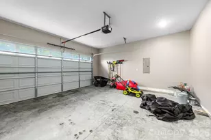 2002 Pln Fld Dr, Bessemer City, NC 28016 - Photo 40