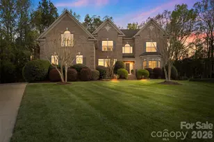 902 Fontaine Ct, Waxhaw, NC 28173 - Photo 1