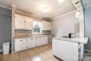 201 Newland Pl NW, Lenoir, NC 28645 - Photo 10