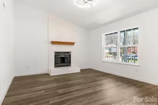 6223 Whitewater Dr, Charlotte, NC 28214 - Photo 6