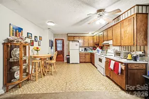 6100/6102 Pleasant Grove Rd, Charlotte, NC 28216 - Photo 22