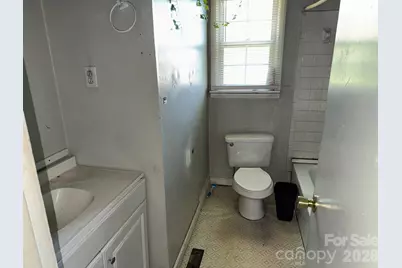 1180 W Wall Street, Wadesboro, NC 28170 - Photo 12