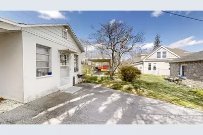 719 Oakland Street, Hendersonville, NC 28791 - Photo 28