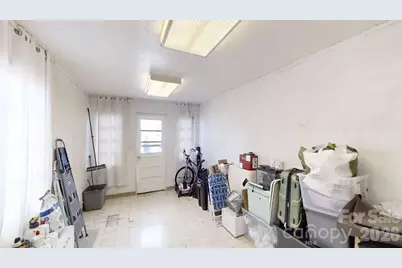 719 Oakland Street, Hendersonville, NC 28791 - Photo 34