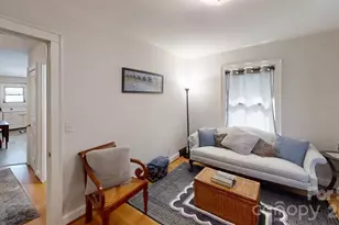 719 Oakland St, Hendersonville, NC 28791 - Photo 16