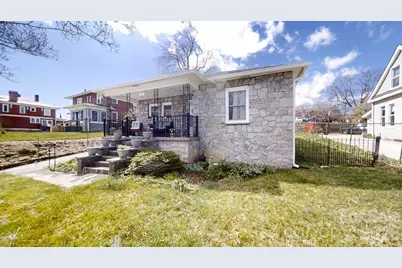 719 Oakland Street, Hendersonville, NC 28791 - Photo 2