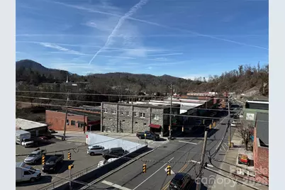 337 Oak Avenue, Spruce Pine, NC 28777 - Photo 2