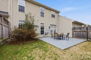 2327 Whitford Ln, Charlotte, NC 28210 - Photo 32