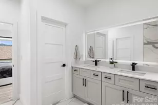 1026 Hillside Ridge Rd, Candler, NC 28715 - Photo 14