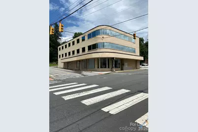 337 Oak Avenue, Spruce Pine, NC 28777 - Photo 1