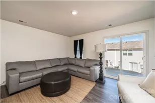 1901 Prosperity Dr, Newton, NC 28658 - Photo 14