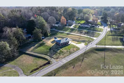 313 Arrowood Street SE, Lenoir, NC 28645 - Photo 16