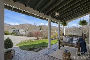 11 Carolina Corner Dr, Black Mountain, NC 28711 - Photo 4