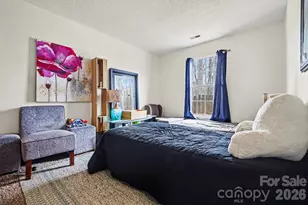 7925 Turquoise Dr, Charlotte, NC 28215 - Photo 6