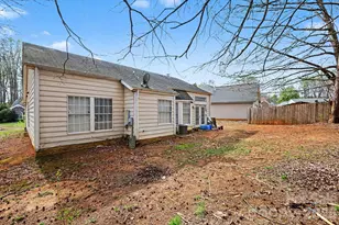 7925 Turquoise Dr, Charlotte, NC 28215 - Photo 18