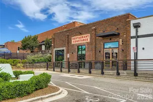 1727 Evergreen Dr, Charlotte, NC 28208 - Photo 24