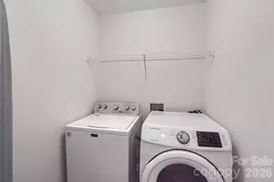 1727 Evergreen Dr, Charlotte, NC 28208 - Photo 18