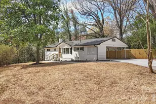 4935 Kistler Ave, Charlotte, NC 28205 - Photo 2