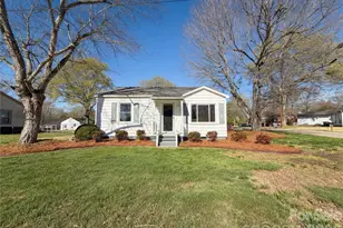 1433 Midlake Rd, Kannapolis, NC 28083 - Photo 1