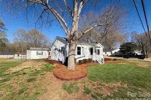 1433 Midlake Rd, Kannapolis, NC 28083 - Photo 2