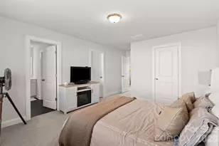 9022 Henry Thoreau Rd, Charlotte, NC 28214 - Photo 18