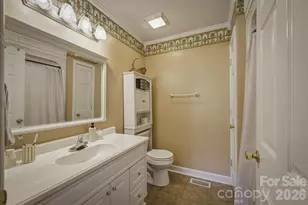 4015 Fairview Dr, Maiden, NC 28650 - Photo 24