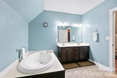 28 Chapel Park Road, Asheville, NC 28803 - Photo 34