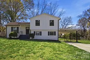 3545 Sargeant Dr, Charlotte, NC 28217 - Photo 2