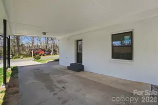 3545 Sargeant Dr, Charlotte, NC 28217 - Photo 44