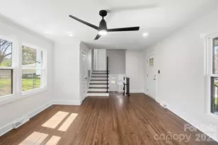 3545 Sargeant Dr, Charlotte, NC 28217 - Photo 12