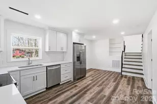 3545 Sargeant Dr, Charlotte, NC 28217 - Photo 16