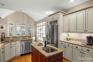 47 Ledgestone Dr, Fairview, NC 28730 - Photo 14