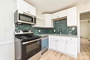 306 E Hudson St, Monroe, NC 28112 - Photo 6