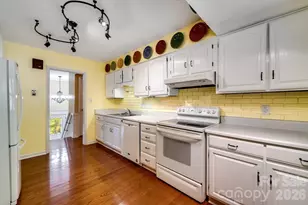 1168 N Country Clb Dr, Cullowhee, NC 28723 - Photo 8