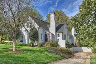 2936 Chelsea Dr, Charlotte, NC 28209 - Photo 2