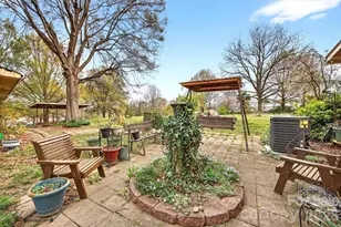 199 McKinnon Ave NE, Concord, NC 28025 - Photo 2